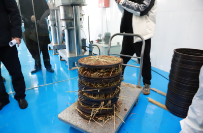 全縣鄉(xiāng)(鎮(zhèn))域經(jīng)濟(jì)高質(zhì)量發(fā)展項(xiàng)目展播(一) 打通農(nóng)副產(chǎn)品銷售“最后一公里”，激活鄉(xiāng)村振興新引擎